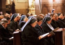 「要讓基督的話充盈地存在你們內。」(哥三 16)